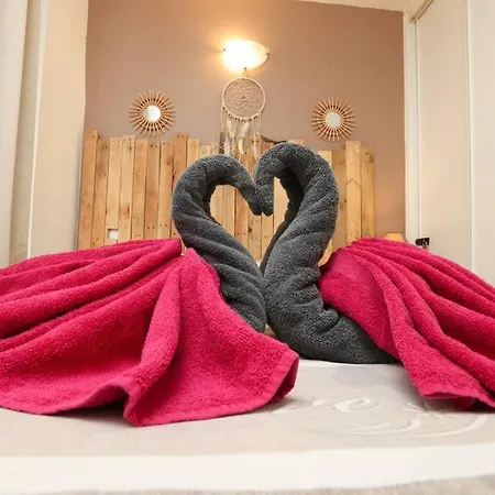 Les Bulles Medievales - Jaccuzi Et Sauna Apartamento