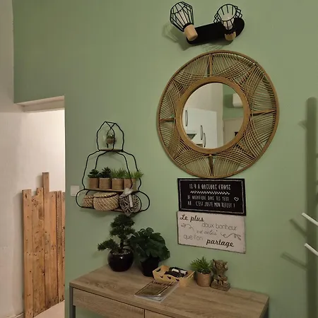 Les Bulles Medievales - Escape Game Erotique Et Romantique - Jaccuzi Et Sauna