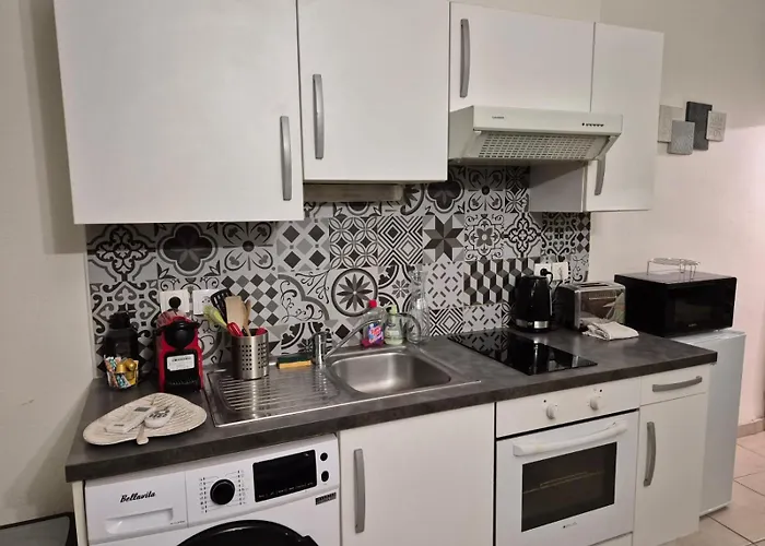 Apartamento Et Sauna Privatif - Terrasse - Proche Cité Médiévale Carcasona